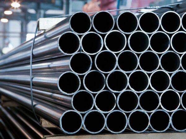 Бесшовная горячекатаная труба 426 мм 60 мм Ст5сп ТУ 14-3P-50-2001