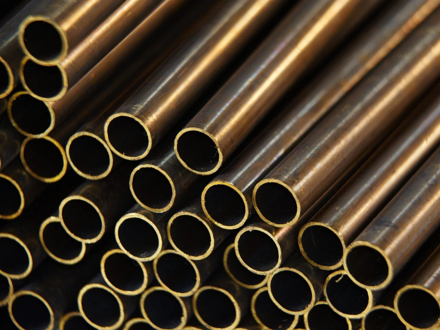 Бронзовая круглая труба 180 мм 20 мм БрБ2 ГОСТ 24301-93