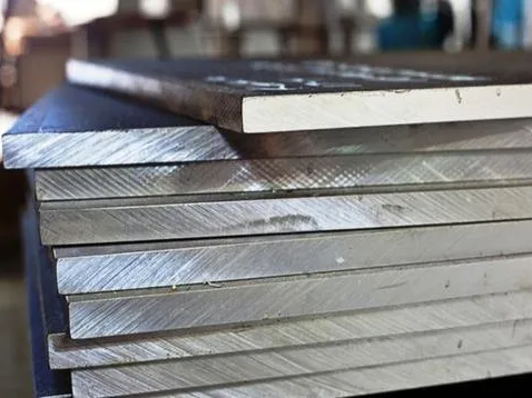 Дюралевая плита 101 мм 1200 мм Д1 ТУ 1-3-152-2005