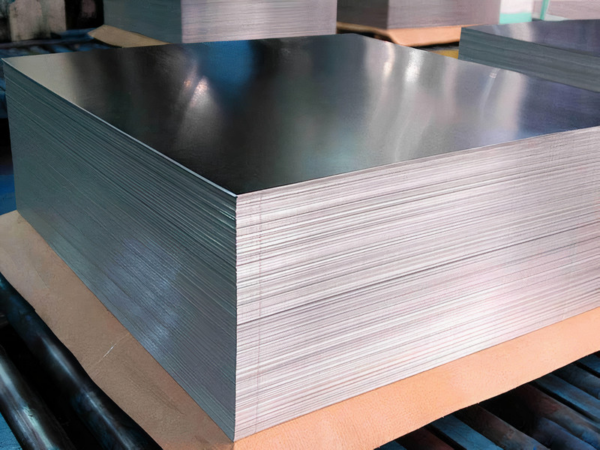 Дюралевый гладкий лист 5.5 мм 2000 мм ВД1АМР ГОСТ 21631-2019