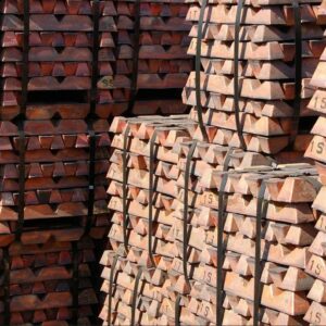 Медный слиток вертикальной отливки 90х90 мм 1300 мм М00б ГОСТ 193-2015