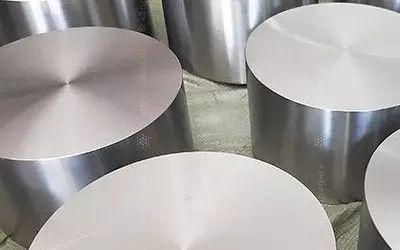 Нержавеющая поковка квадратная 160 мм X6CrNi18-10 EN 10222-5