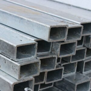 Алюминиевая прямоугольная труба 10 мм 14 мм 1 мм АД31 ГОСТ 18482-2018