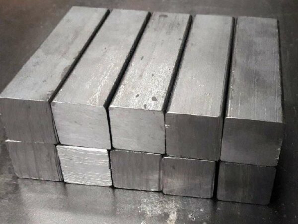 Титановый квадрат 10 мм 10 мм ВТ1-0 ГОСТ 26492-85